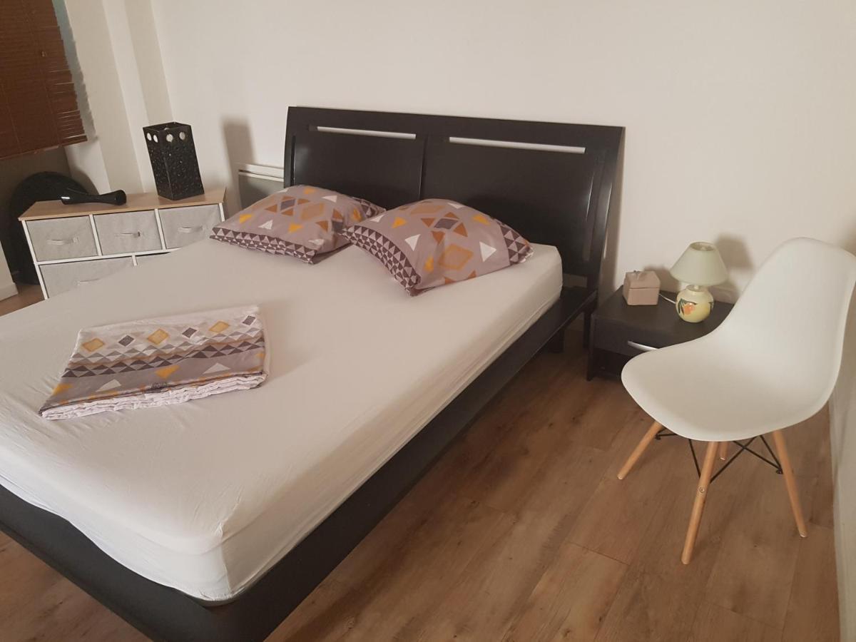 Tournus Castrum Romain - Duplex 54 M2 - 3 Etoiles - Petit Box Velo - 5Mn Autoroute المظهر الخارجي الصورة