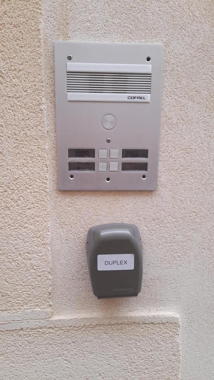 Tournus Castrum Romain - Duplex 54 M2 - 3 Etoiles - Petit Box Velo - 5Mn Autoroute الغرفة الصورة
